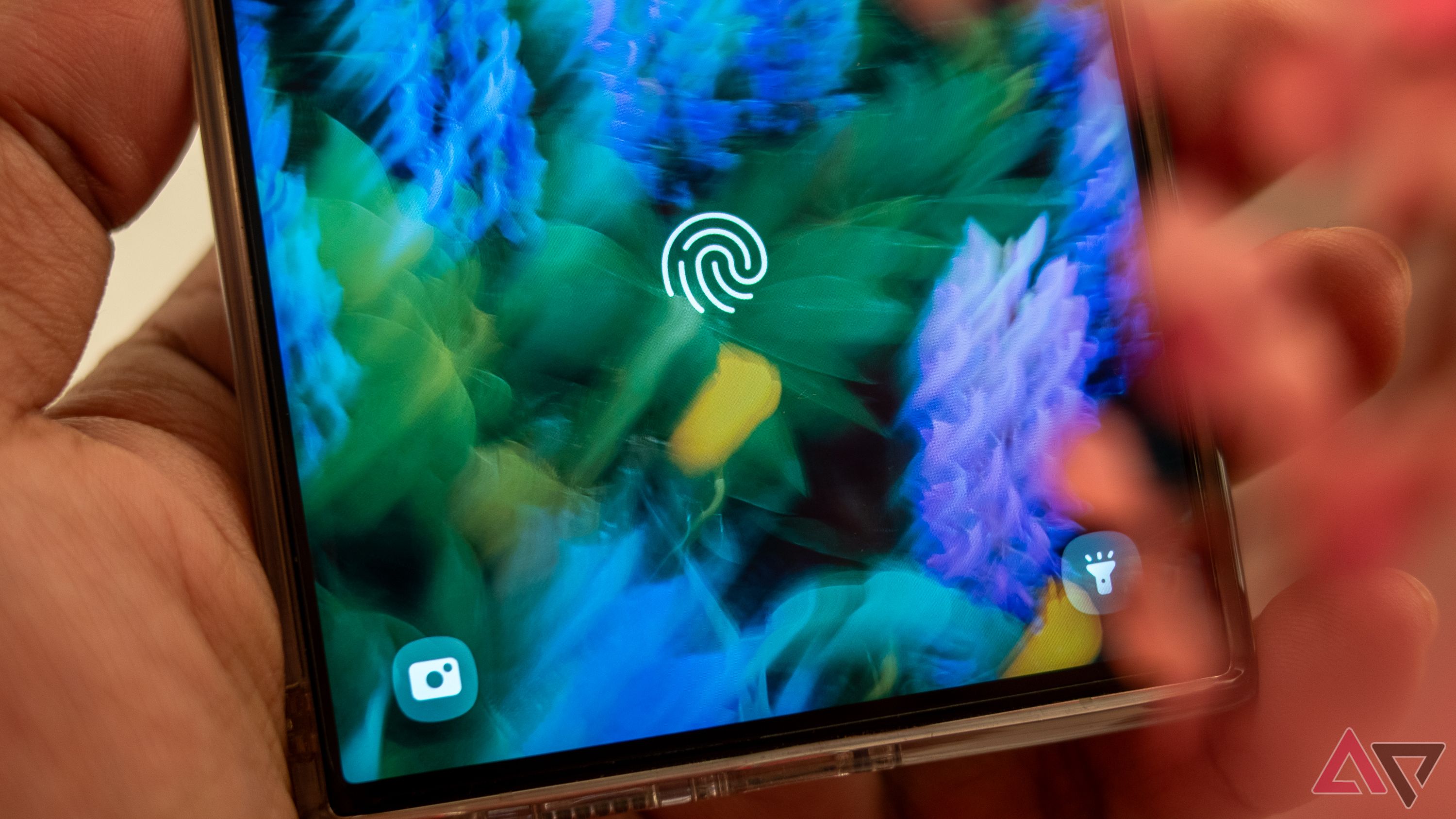 Android lockscreen with fingerprint sensor