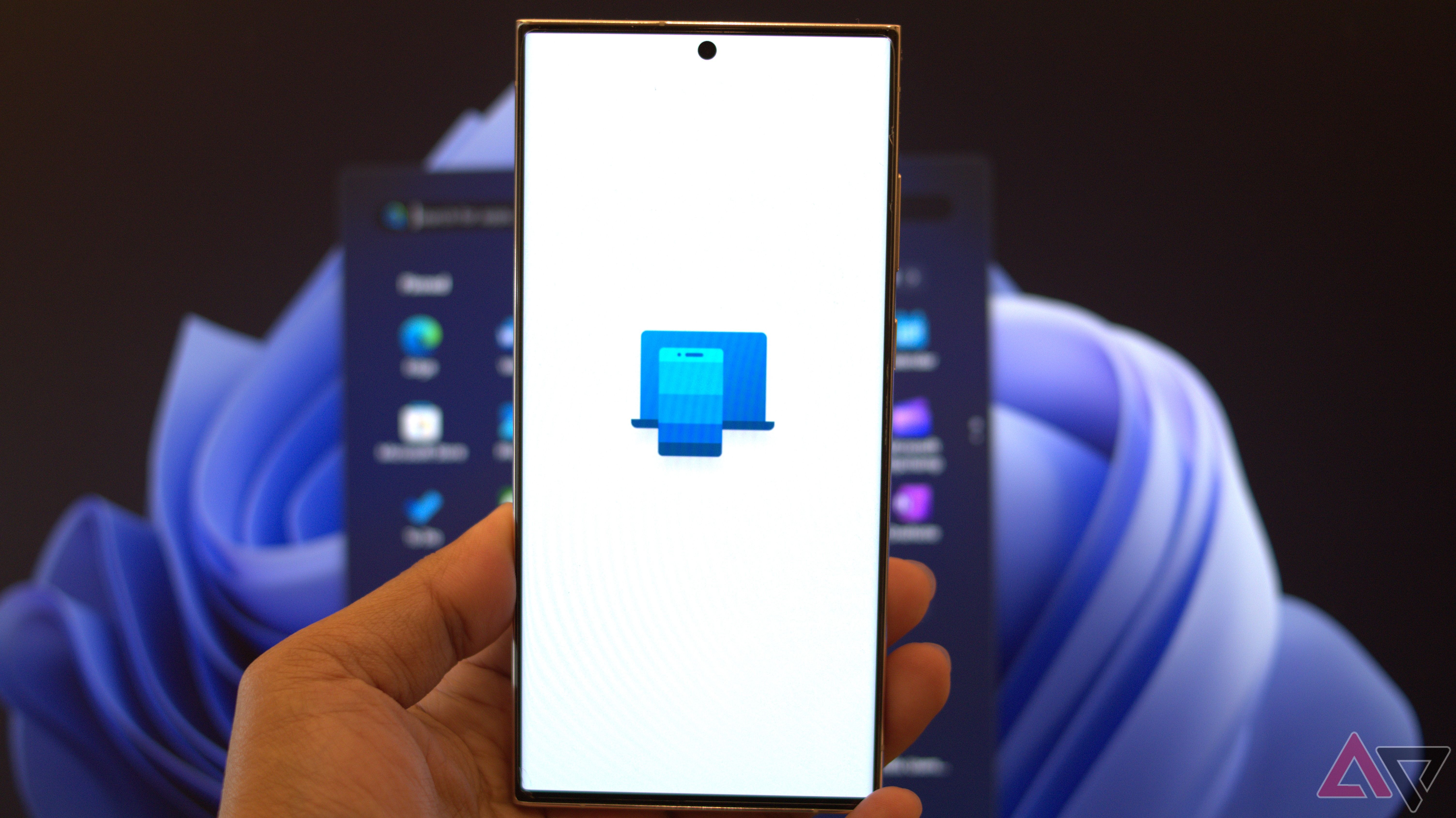 Phone Link splash screen on mobile