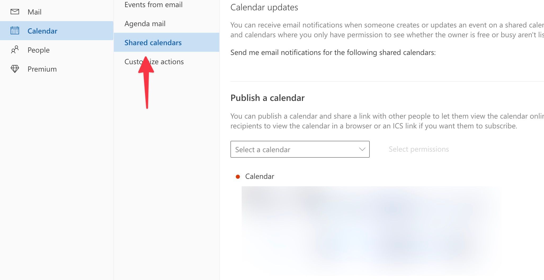 Outlook web desktop screenshot with a red arrow pointing to "shared calendars"