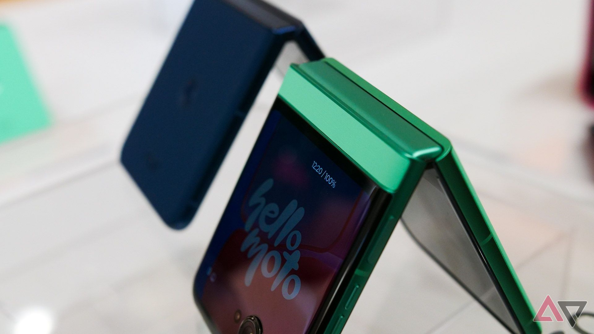 moto-razr-2025-family-hands-on-08