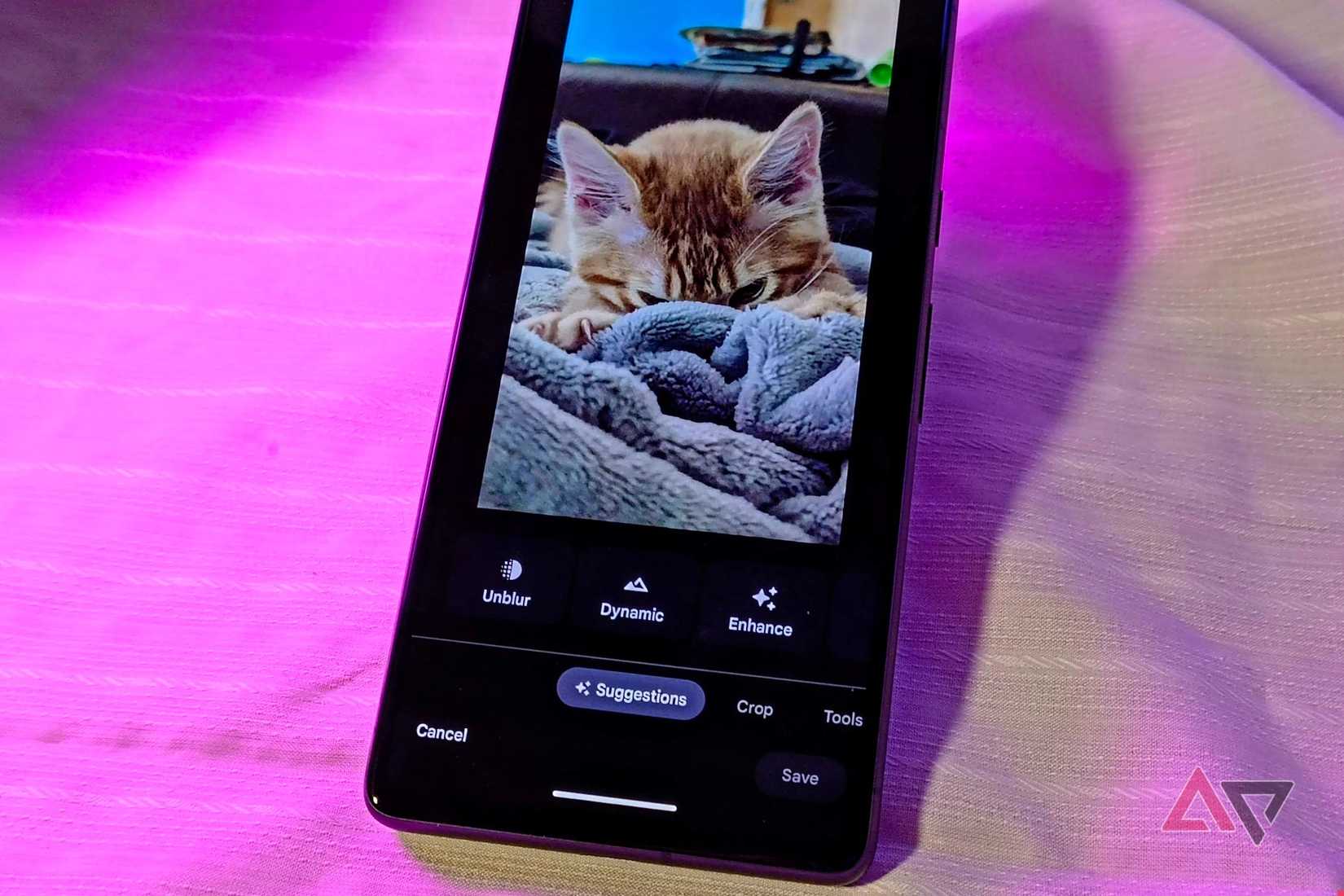Product box image of OnePlus 13