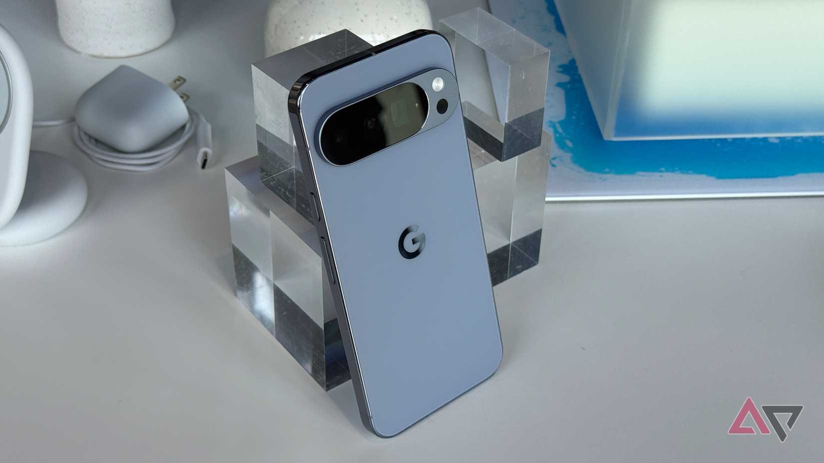 Samsung-Galaxy-Z-Flip-7-open-in-blue-showing-cameras