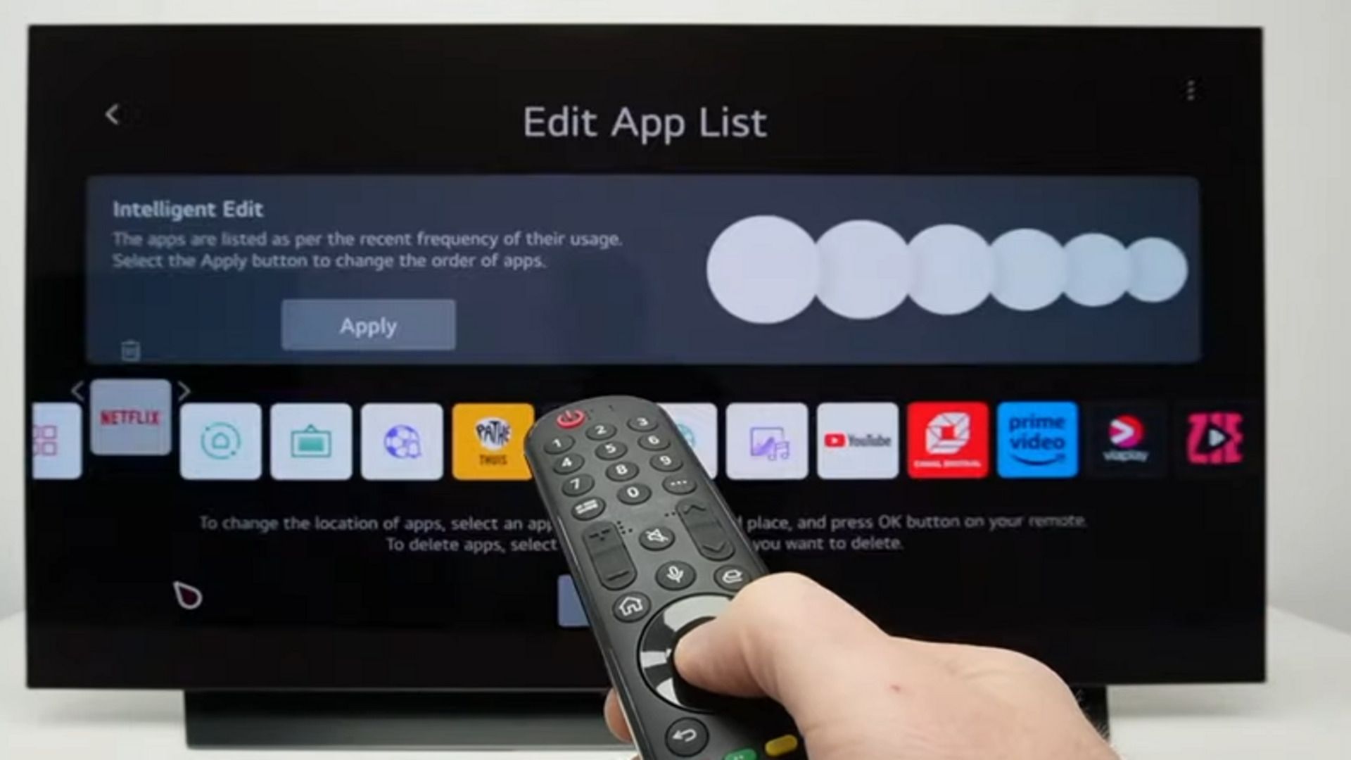 The Magic Remote pointing to LG smart TV