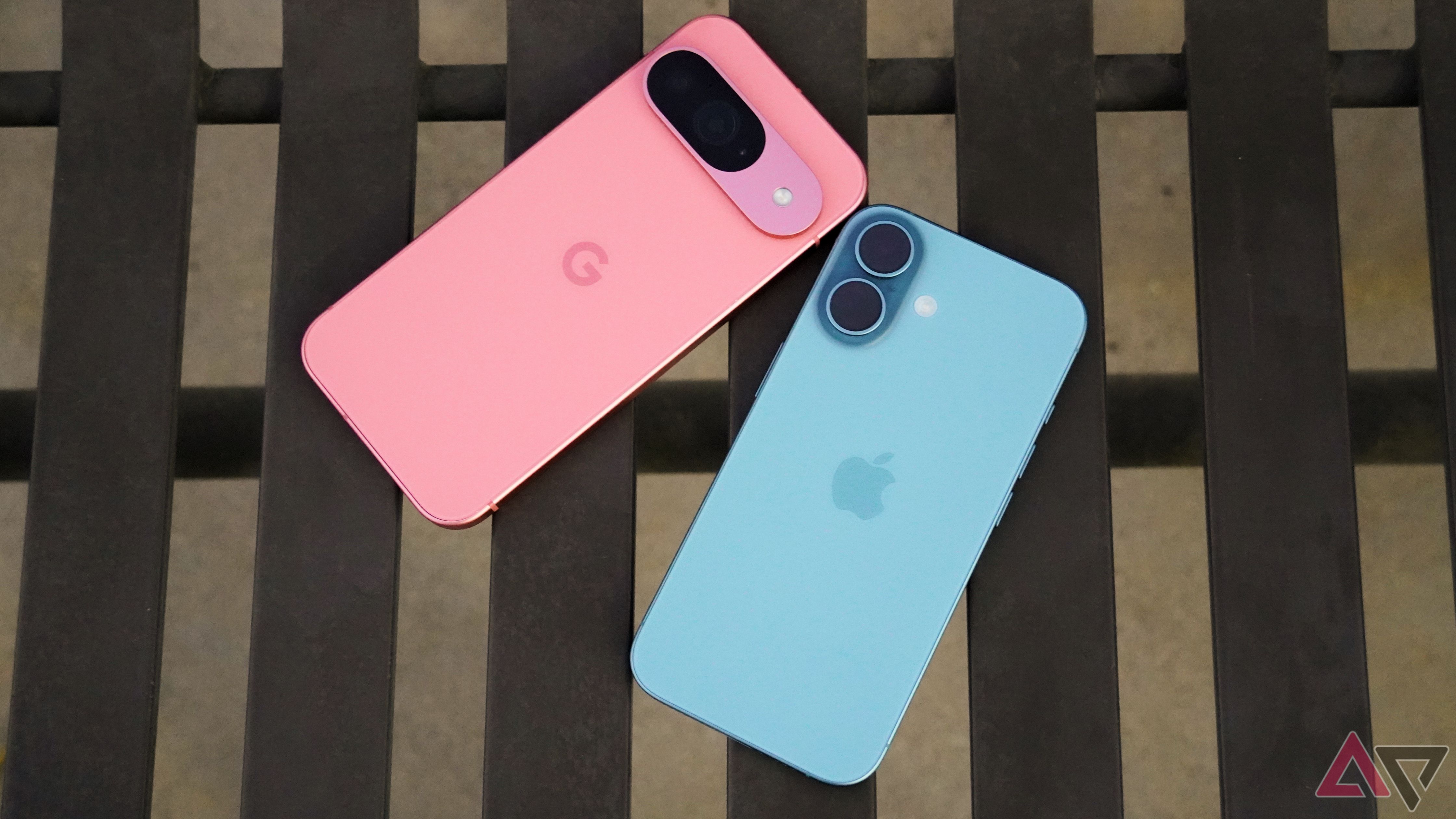 iOS 15.0 - 16.1.2 Jailbreak News: All MacDirtyCow Tweaks & Customizations Available - iDevice Central iOS 15.0 - 16.1.2 Jailbreak News: All MacDirtyCow Tweaks & Customizations Available